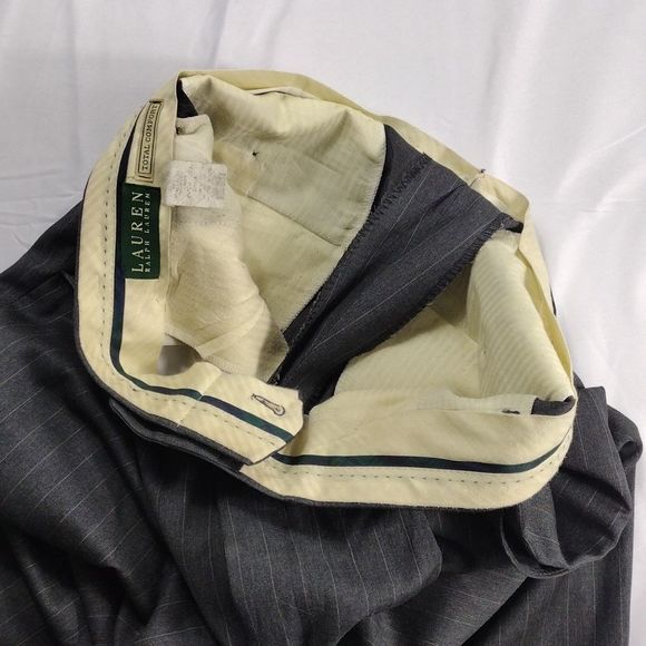 Lauren Ralph Lauren Smoke Gray Wool Total Comfort Pleated Pin Stripe Slacks - Picture 4 of 14